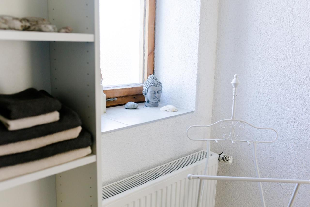Kleines Kunsthaus. Appartement Nordhausen Buitenkant foto